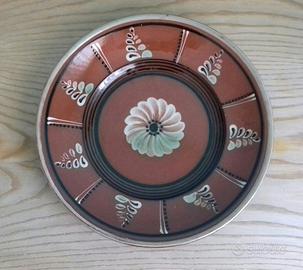 Piatto ungherese in ceramica