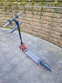 Monopattino Elettrico Segway Ninebot D28