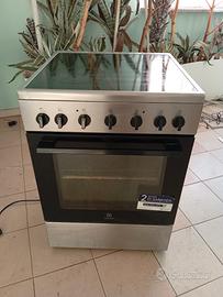 forno con piano induzione  cucina