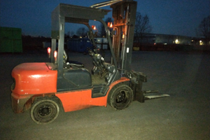 Carrello elevatore Komat'su 30