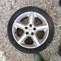 gomme estive con cerchi in lega incluso. Opel225/4