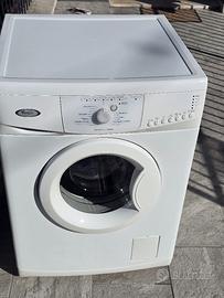 LAVATRICE *WHIRLPOOL *6KG/800GIRI COME NUOVA 