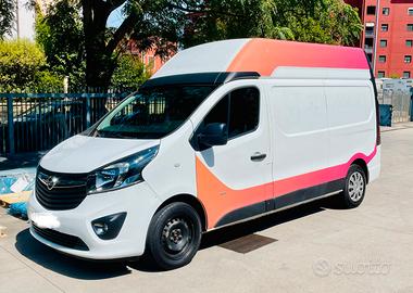 OPEL VIVARO alto