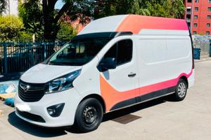 OPEL VIVARO alto