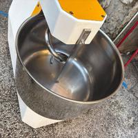 Impastatrice 40 kg