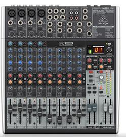 MIXER + CASSA + N°2 MICROFONI CON ASTA, CAVI .