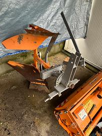 Vari macchinari per trattore