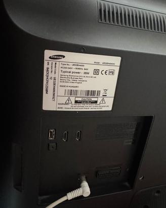 TV Samsung 32” LED HD con telecomando – Perfetta