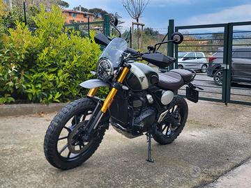Triumph Scrambler 400 x