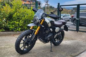 Triumph Scrambler 400 x