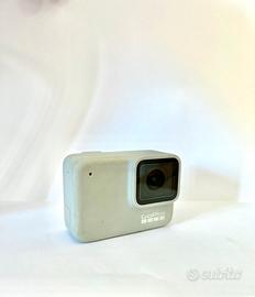 Go pro hero 7 white (2 oggetti)