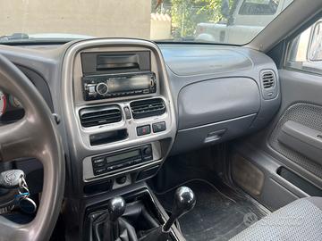Nissan navara d 22