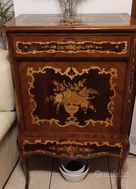 Mobile bar intarsiato del 900'