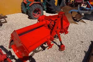 Trattore fresa maschio 1.60 di lavoro 1.70 cm di i