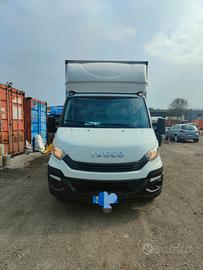 Iveco Daily con Sponda