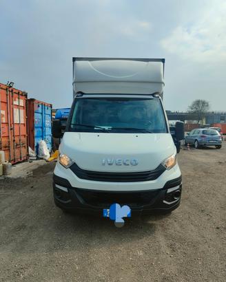 Iveco Daily con Sponda