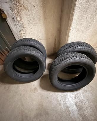 4 Pneumatici Nuovi - Mai Usati