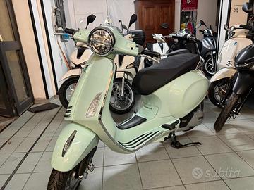 VESPA Primavera 125 NEW n.11