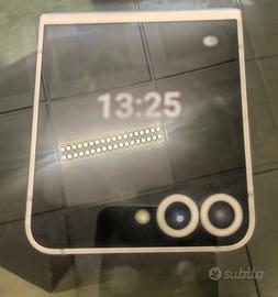 Samsung Galaxy Z Flip6 - 512GB