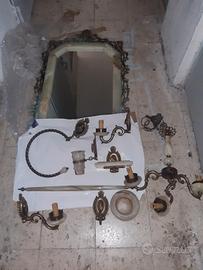 antico specchio da bagno in alabastro e accessori