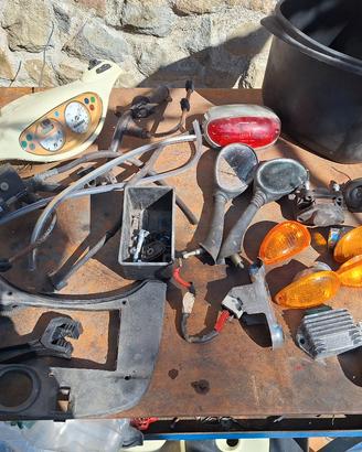 Ricambi per Piaggio Vespa et4 et2 125