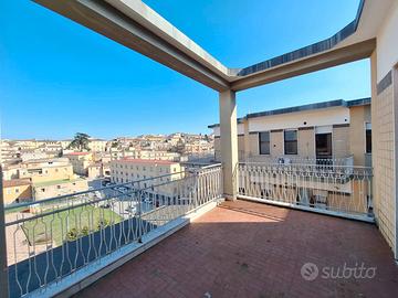 Luminoso APPARTAMENTO - Via Polcari - BENEVENTO