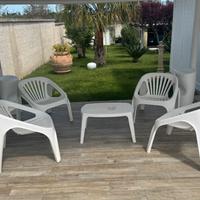 Poltrone da giardino e pouf