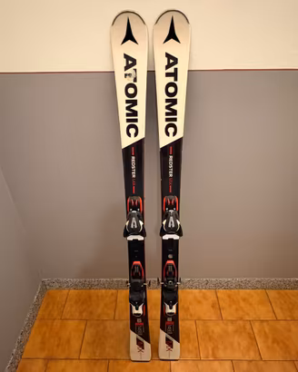 sci da pista Atomic Redster MX in misura 149 cm