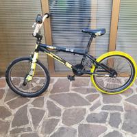 bmx  20 pollici da riparare 