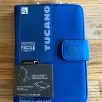 Cover a libro blu per tablet 7” della Tucano