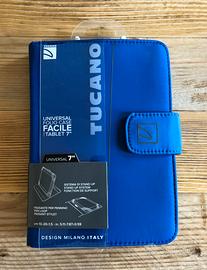 Cover a libro blu per tablet 7” della Tucano