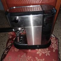 macchina del caffè DeLonghi classeA 