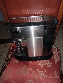 macchina del caffè DeLonghi classeA 