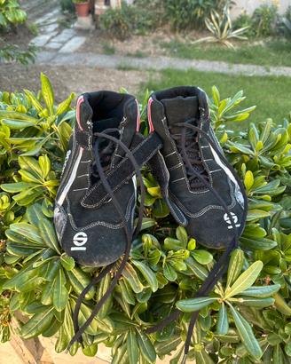 Scarpe go kart