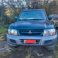 MITSUBISHI Pajero (2000-2007) - 2001