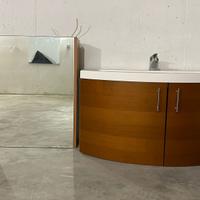 Mobile bagno con specchio