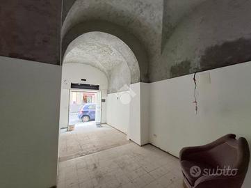 2 LOCALI A CATANIA