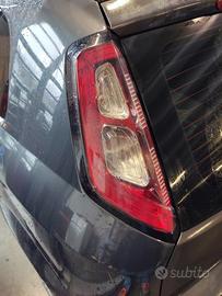 Fanale posteriore sinistro FIAT GRANDE PUNTO 2010