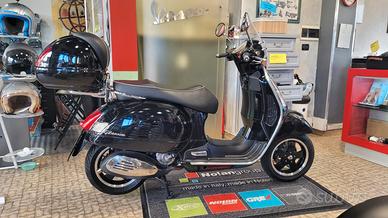 Vespa GTS 300 Super