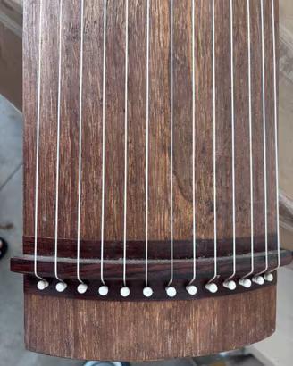 Koto arpa giapponese