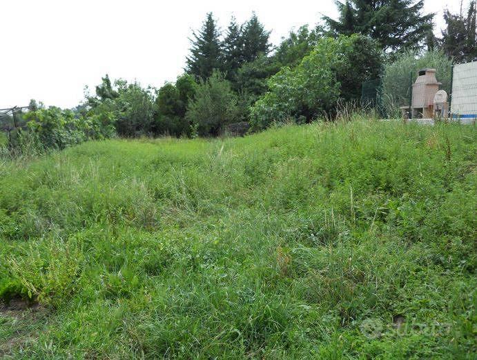 Terreno di 1267 m² a Erba - Vista 3