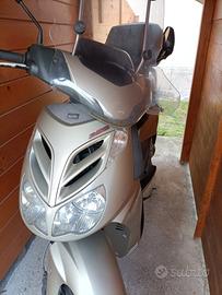 Scooter Aprilia Sport city