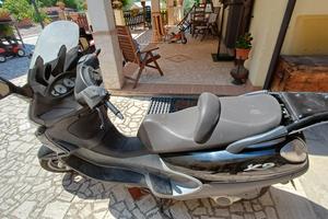 piaggio X9 200 evolution 