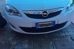 Opel Astra Sports Tourer 1.7 cdti Cosmo 110cv