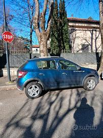 Auto Dacia Sandero Stepway 