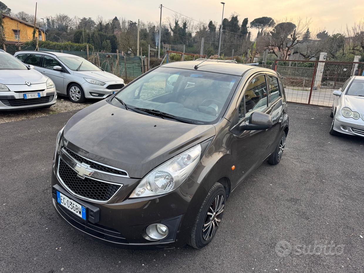 CHEVROLET Spark