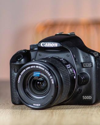 Canon EOS 500D + EF-S 18-55mm IS STM + Confezione