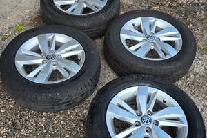 CERCHI VOLKSWAGEN POLO DA 15 POLLICI ORIGINALI 