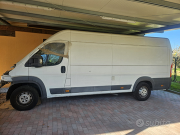 Peugeot Boxer inizio camperizzazione