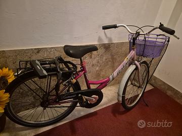 Bici ragazza, adolescente, persone basse